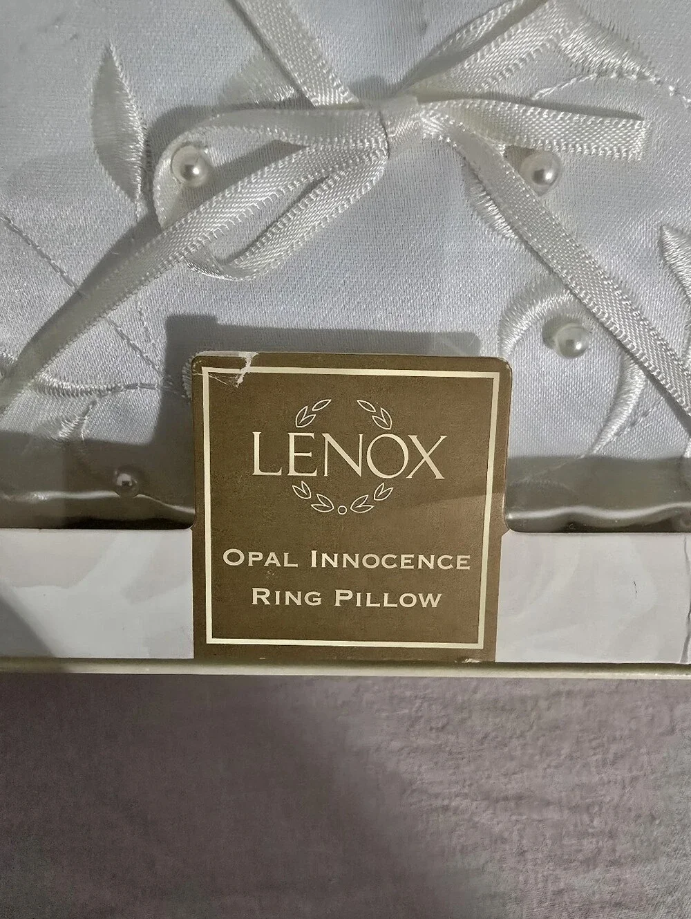 (NWT) Lenox Ivory Embroidered Opal Innocence Silver Heart - Ring Bearer Pillow